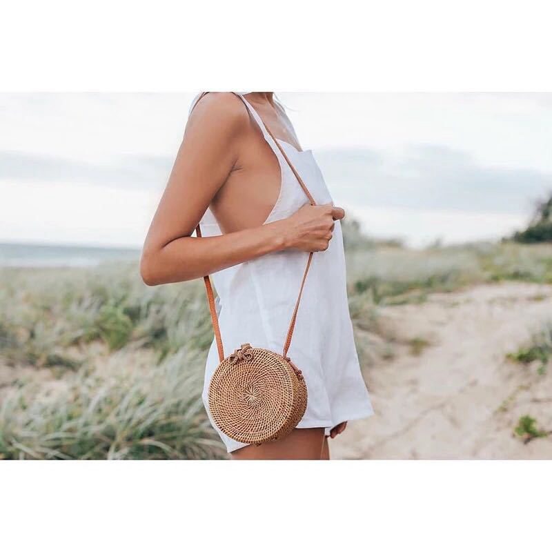 Beachy White Wicker Bag